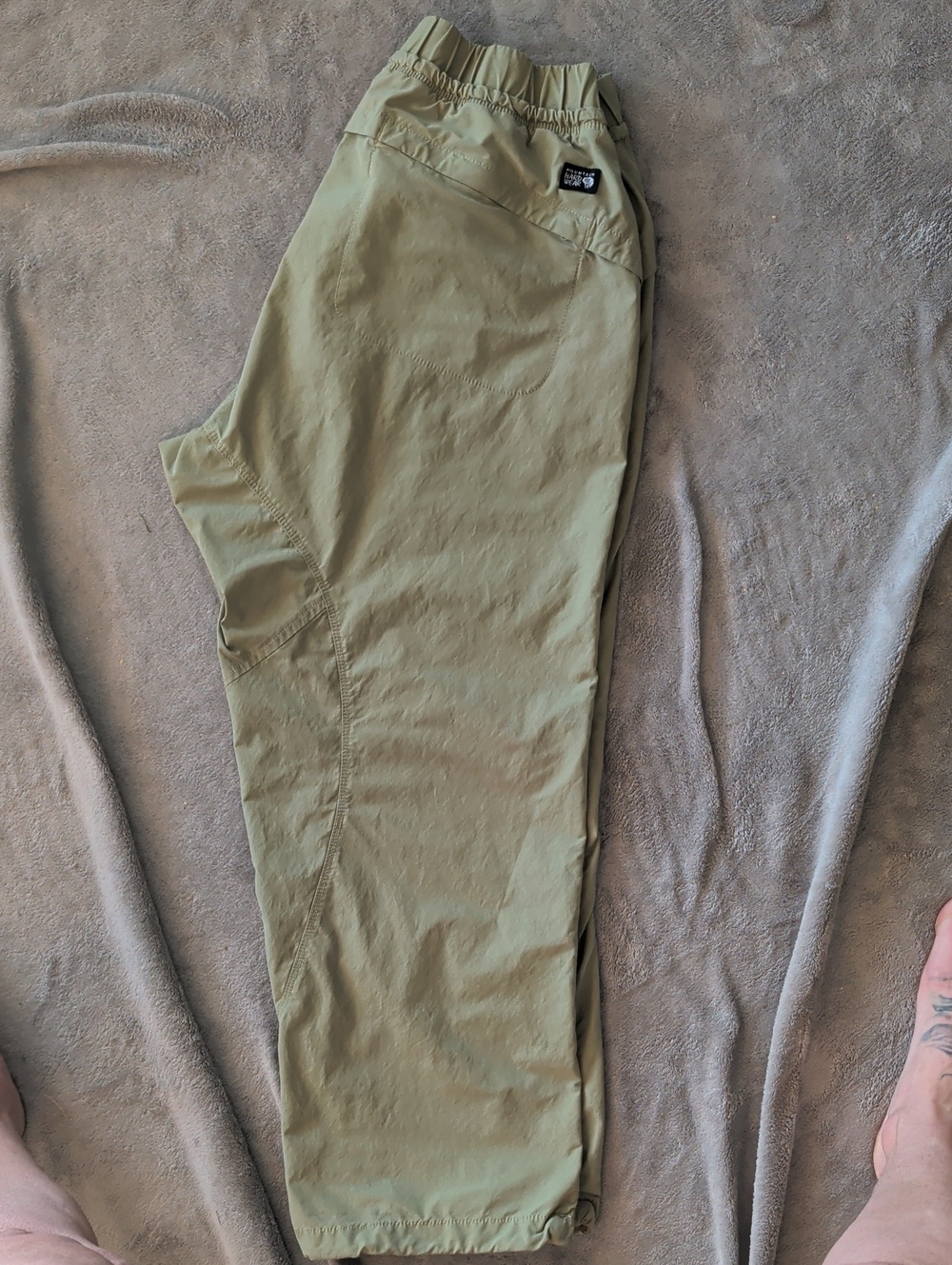 Mountain Hardwear Avacado Cargo Pants